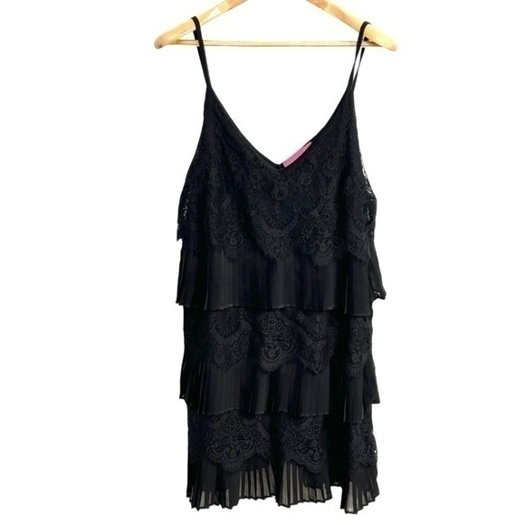 pookie and sebastian Dresses & Skirts - Pookie And Sebastian Ruffle Tiered Lace Dress Size Small Like New Cocktail Dress